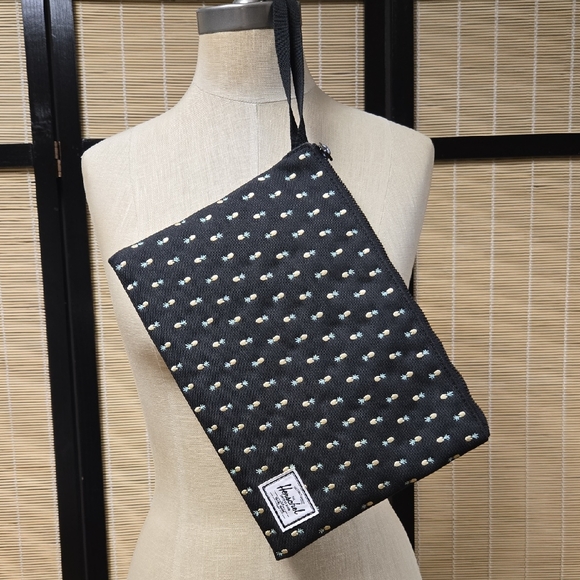 Herschel Supply Co. Handbags - Herschel Supply Pinapple Pouch